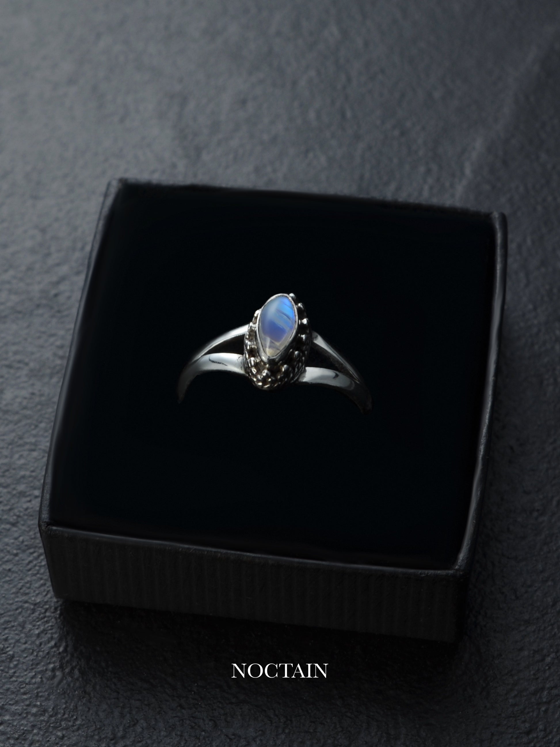Ring „Moonveil“