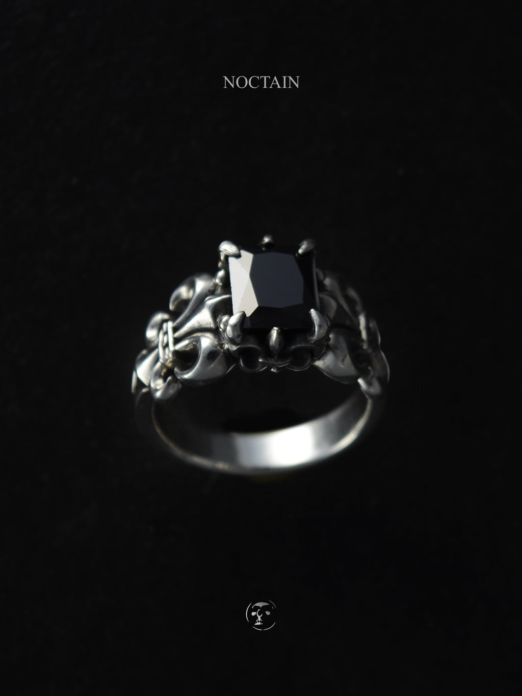 Baranka Fleur de Lis- Biker Ring