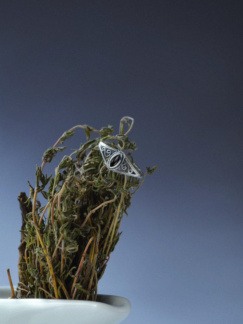 Ring „Silent marquise“