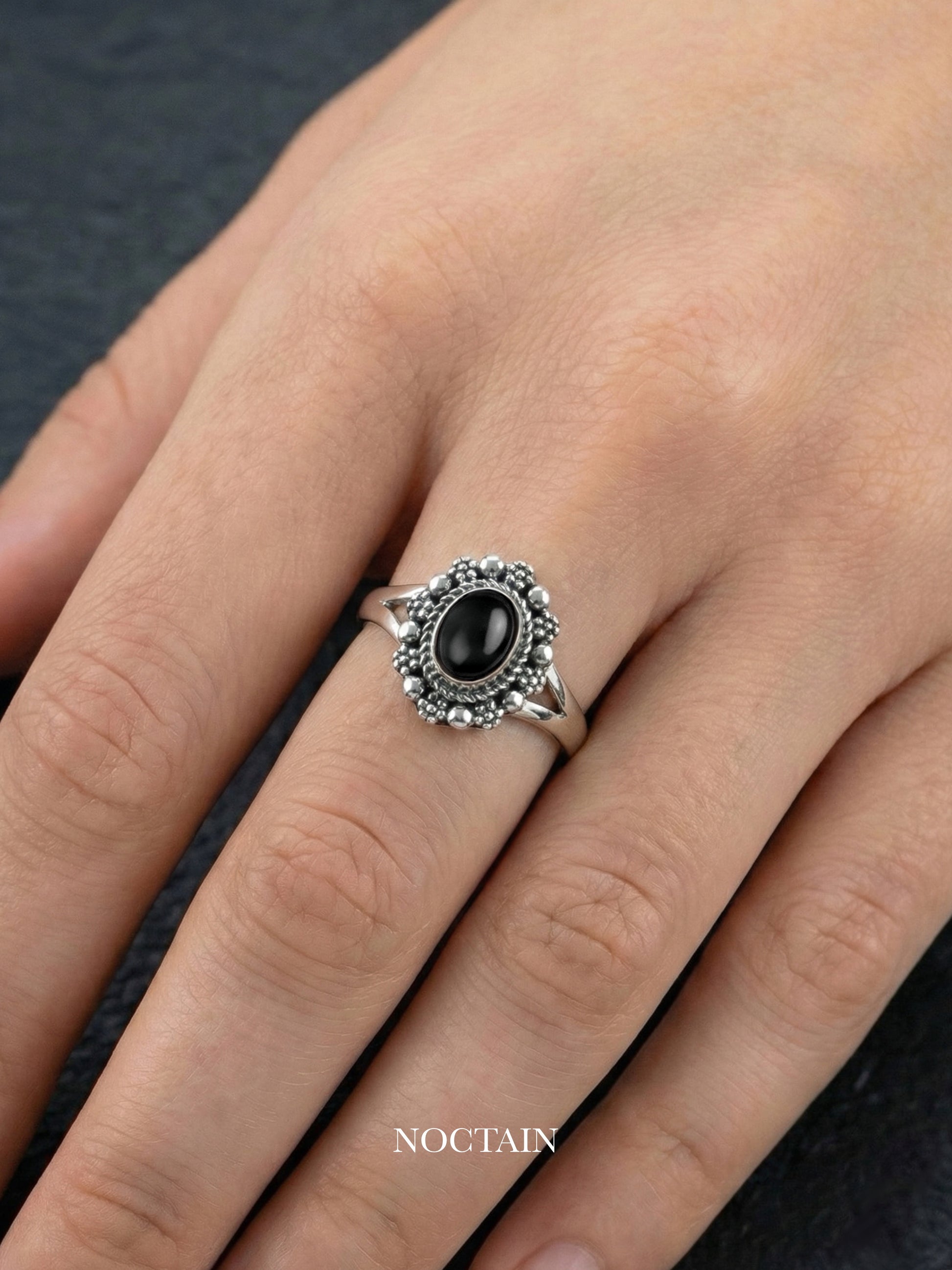 Ring „Onyx veil“