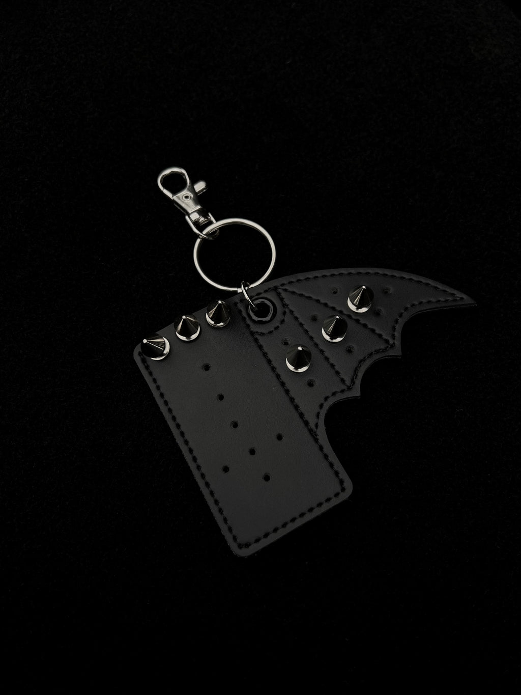BATWING Feuerzeughalter V1