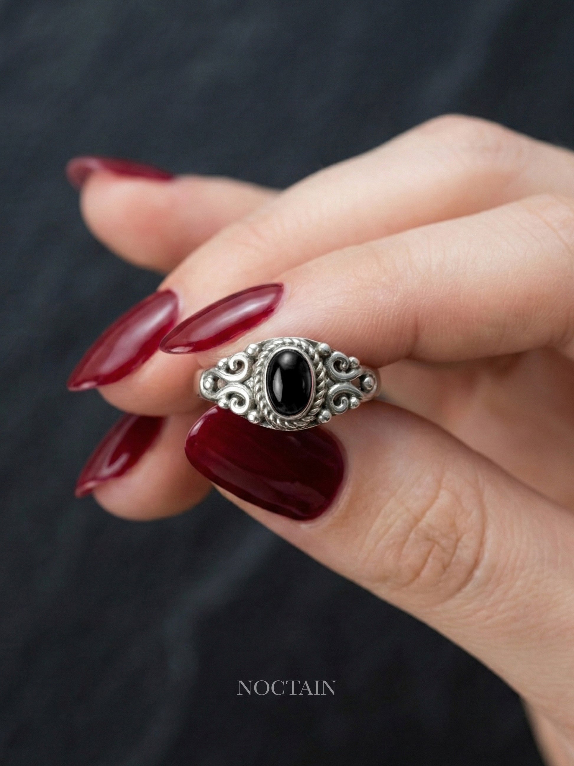 Ring „Black whisper“