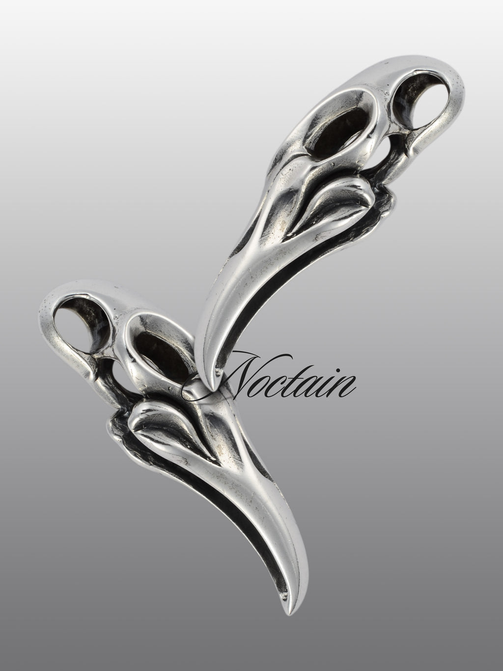 Noctain Ketten Anhänger 925 Sterling Silber Krähe mit schwarzen Onyx Steinen Szene