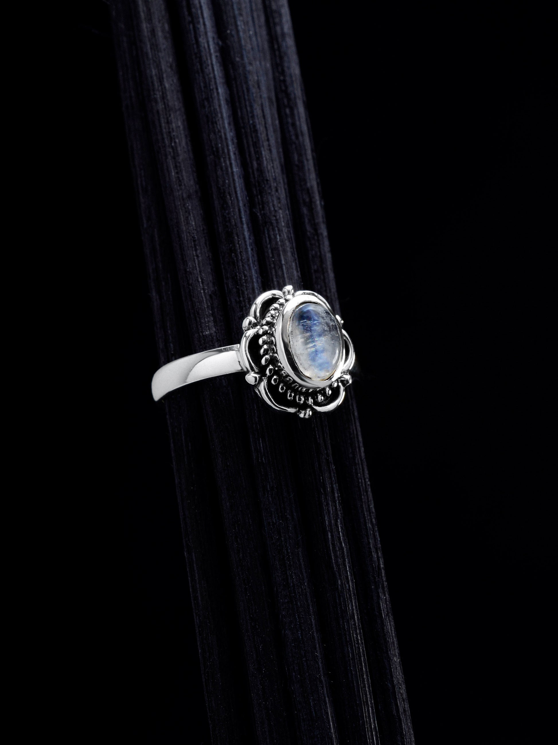 Ring „Moonblossom“