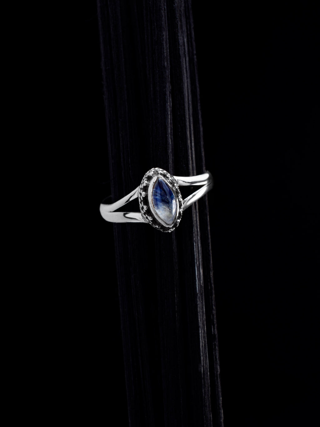 Ring „Moonveil“