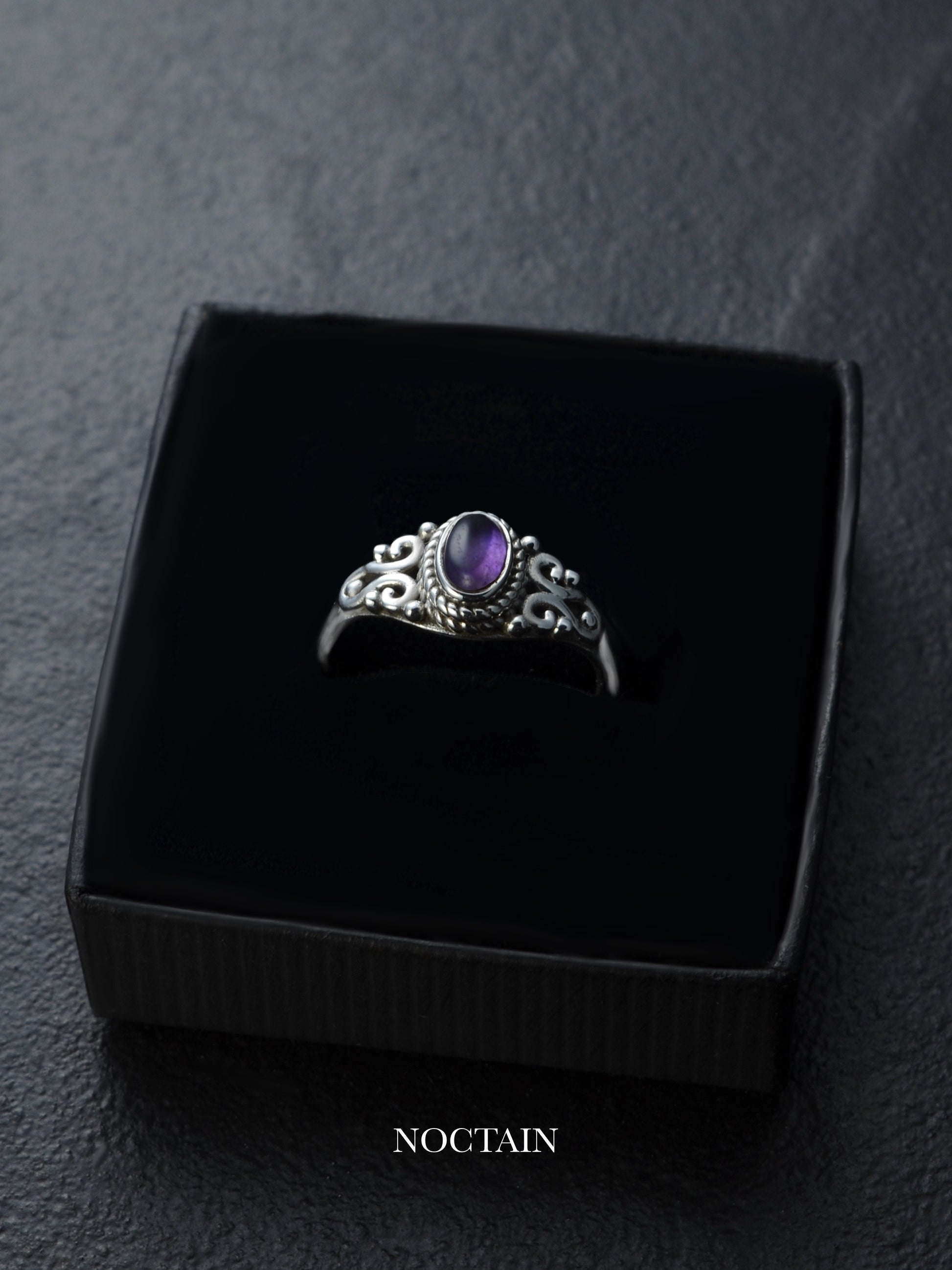 Ring „Violet whisper“