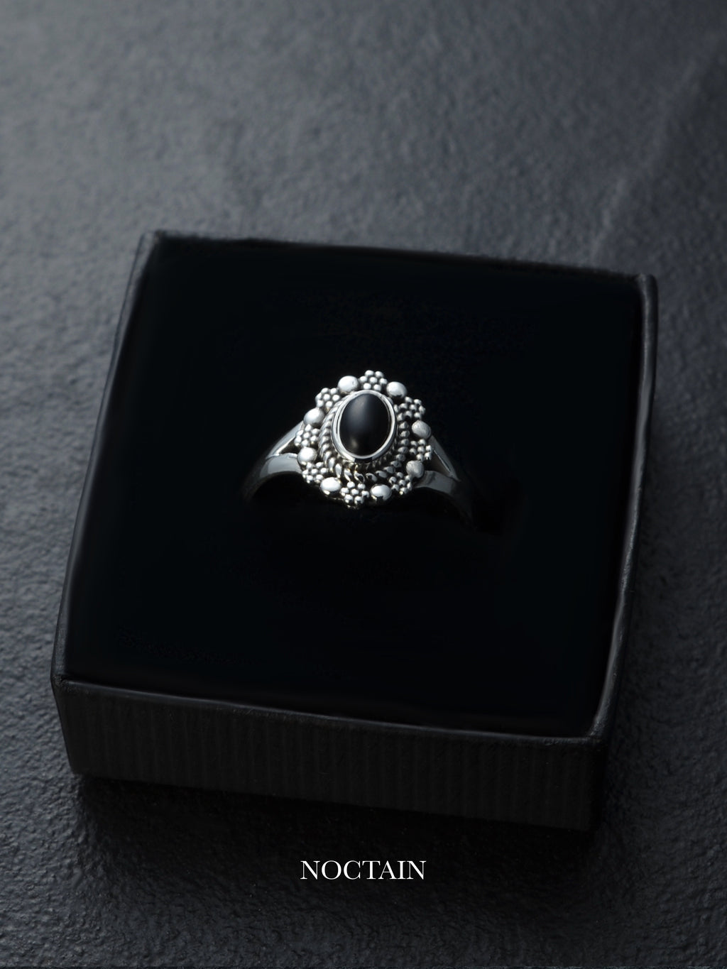 Ring „Onyx veil“