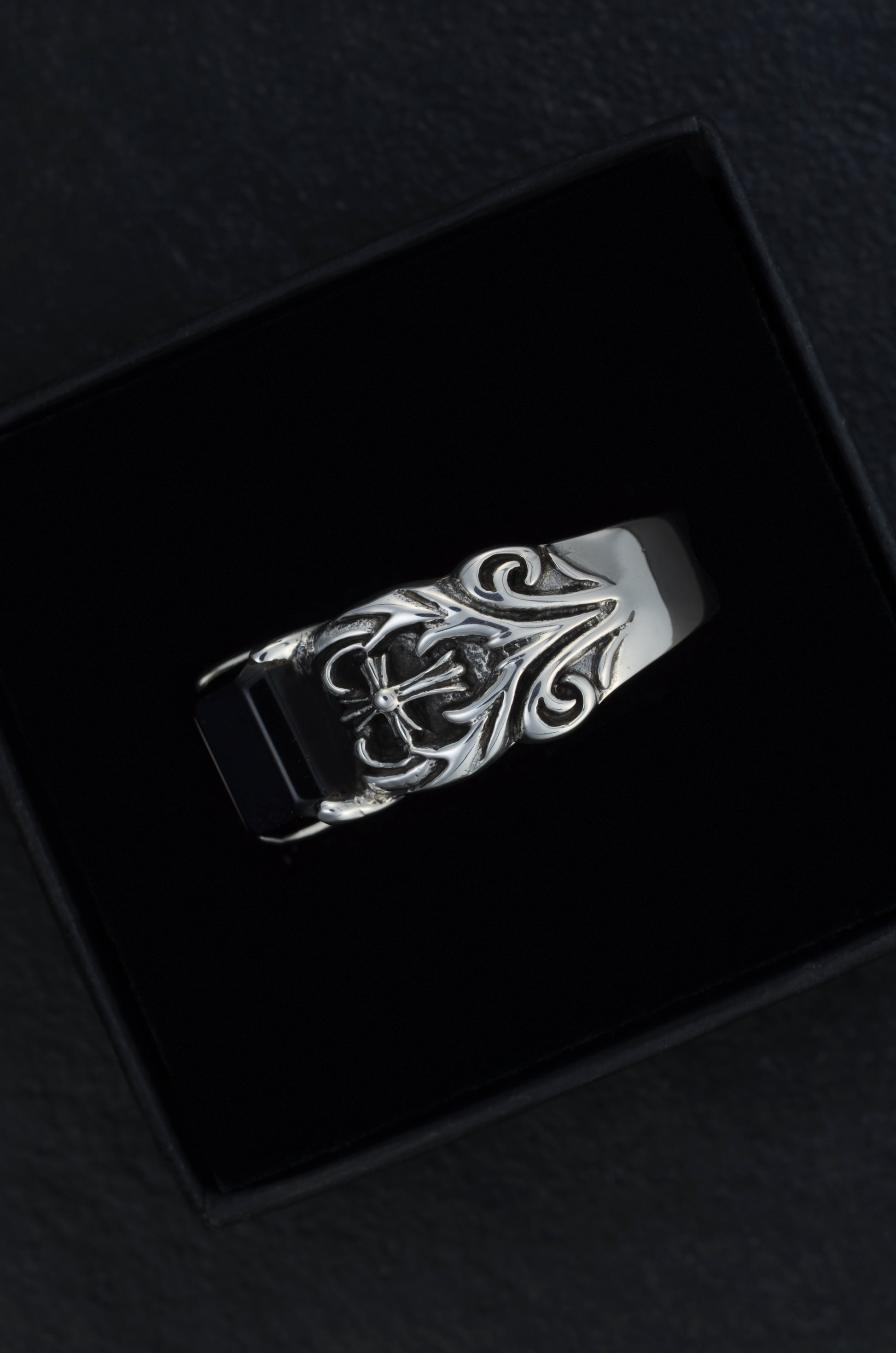 Noir Aegis – Biker Ring