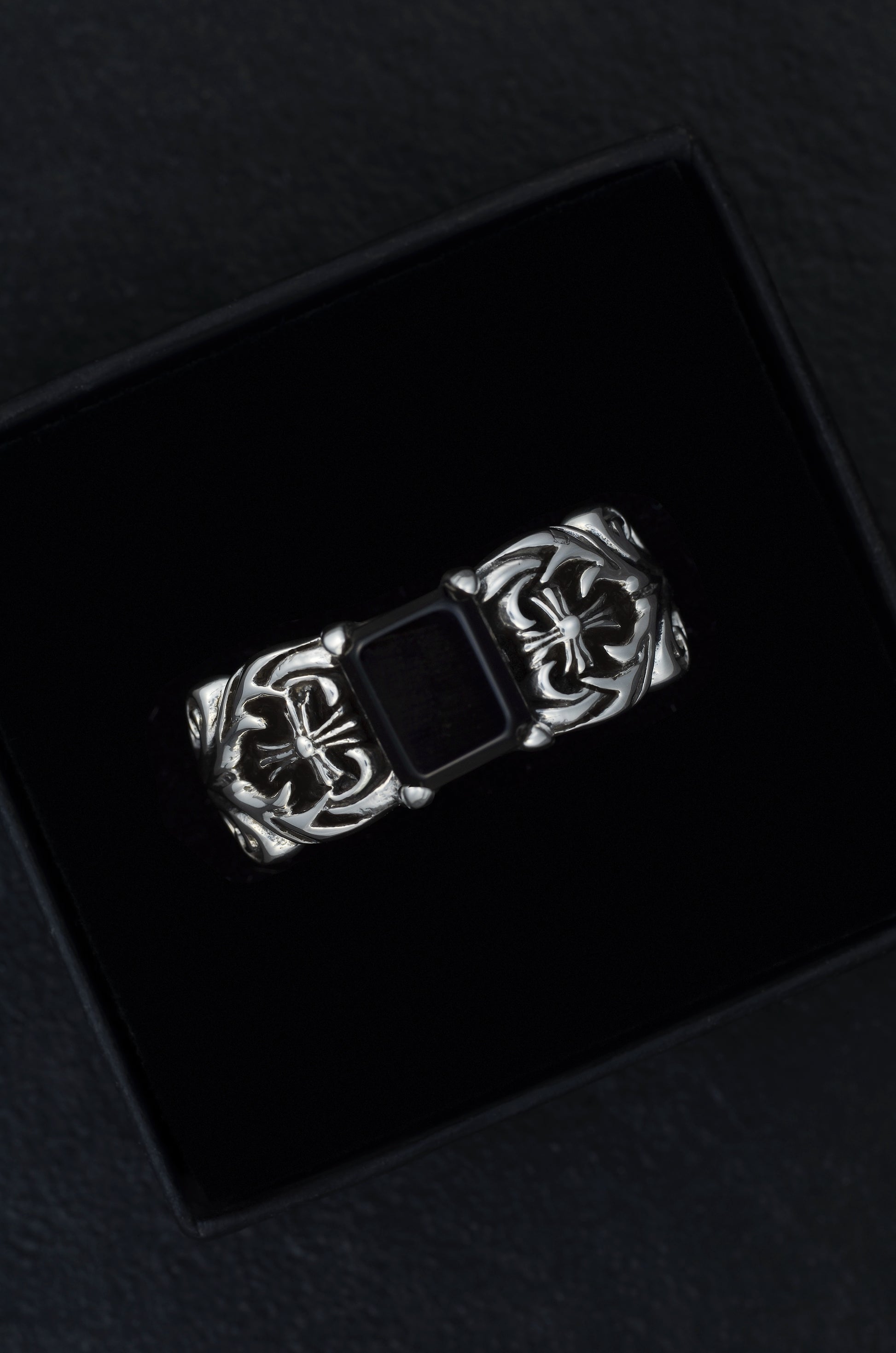 Noir Aegis – Biker Ring