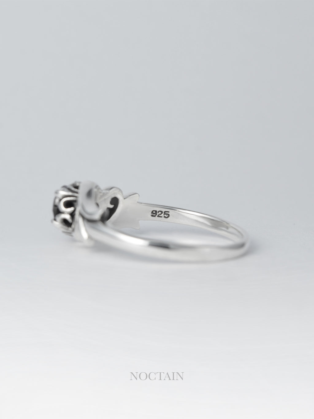 Ivy Morrigan Ring - rot