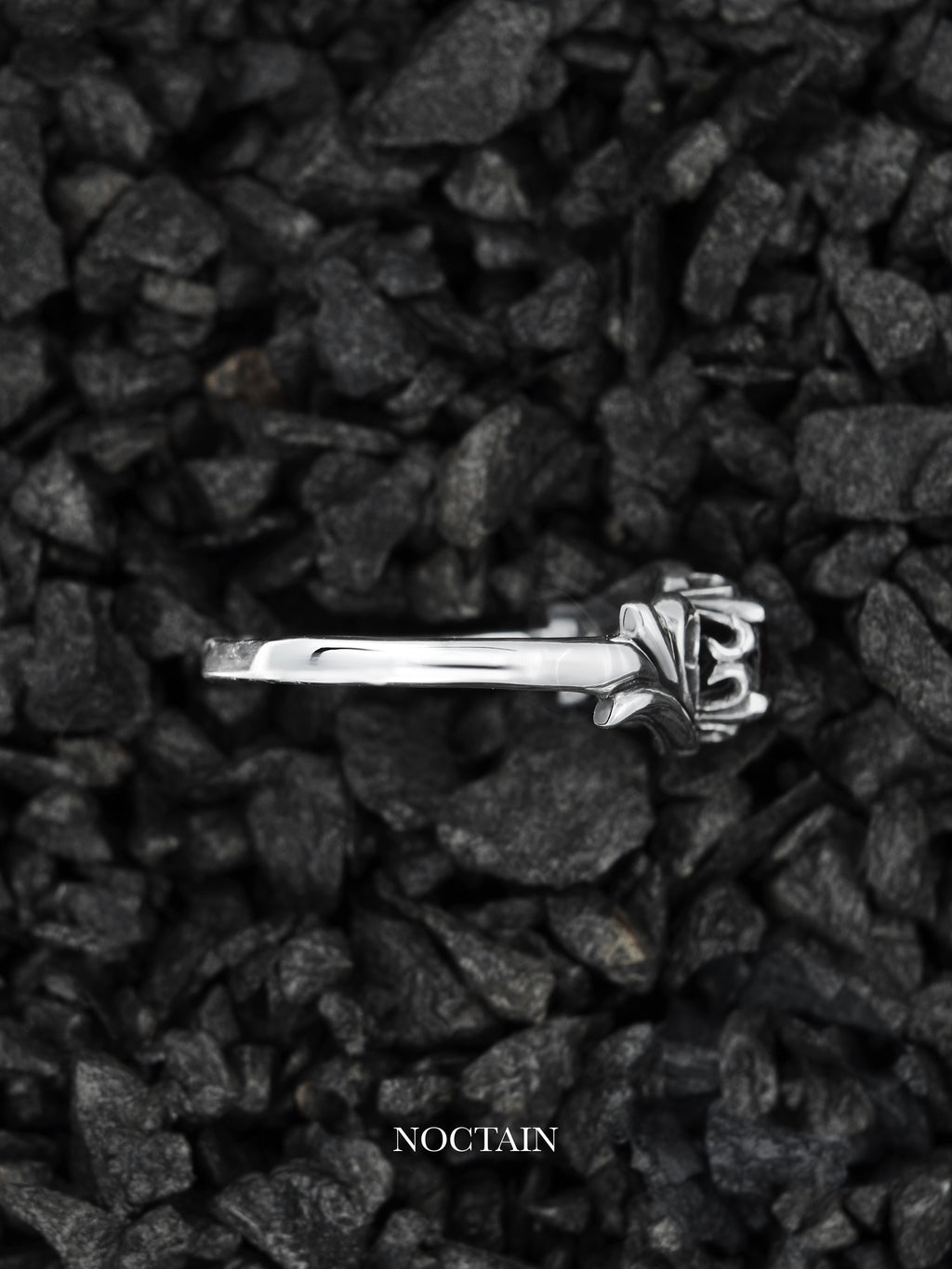 Ivy Morrigan Ring - schwarz