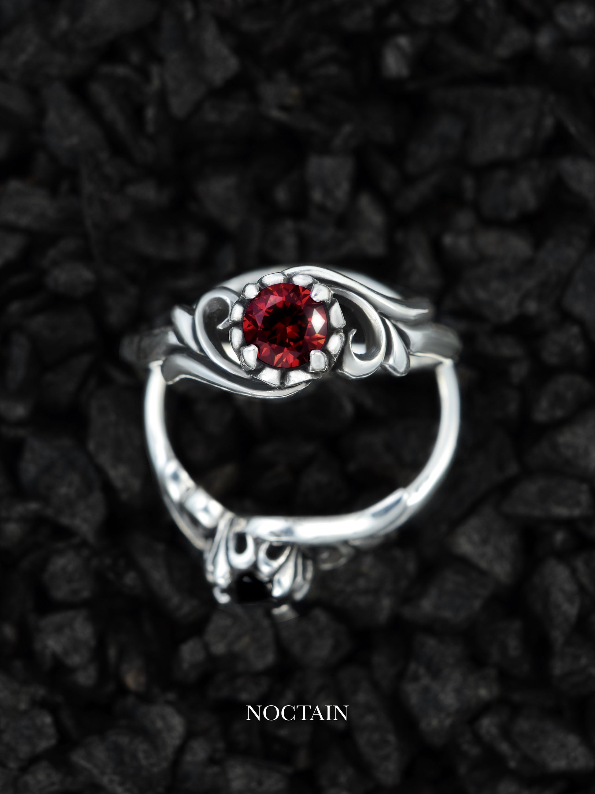 Ivy Morrigan Ring - rot