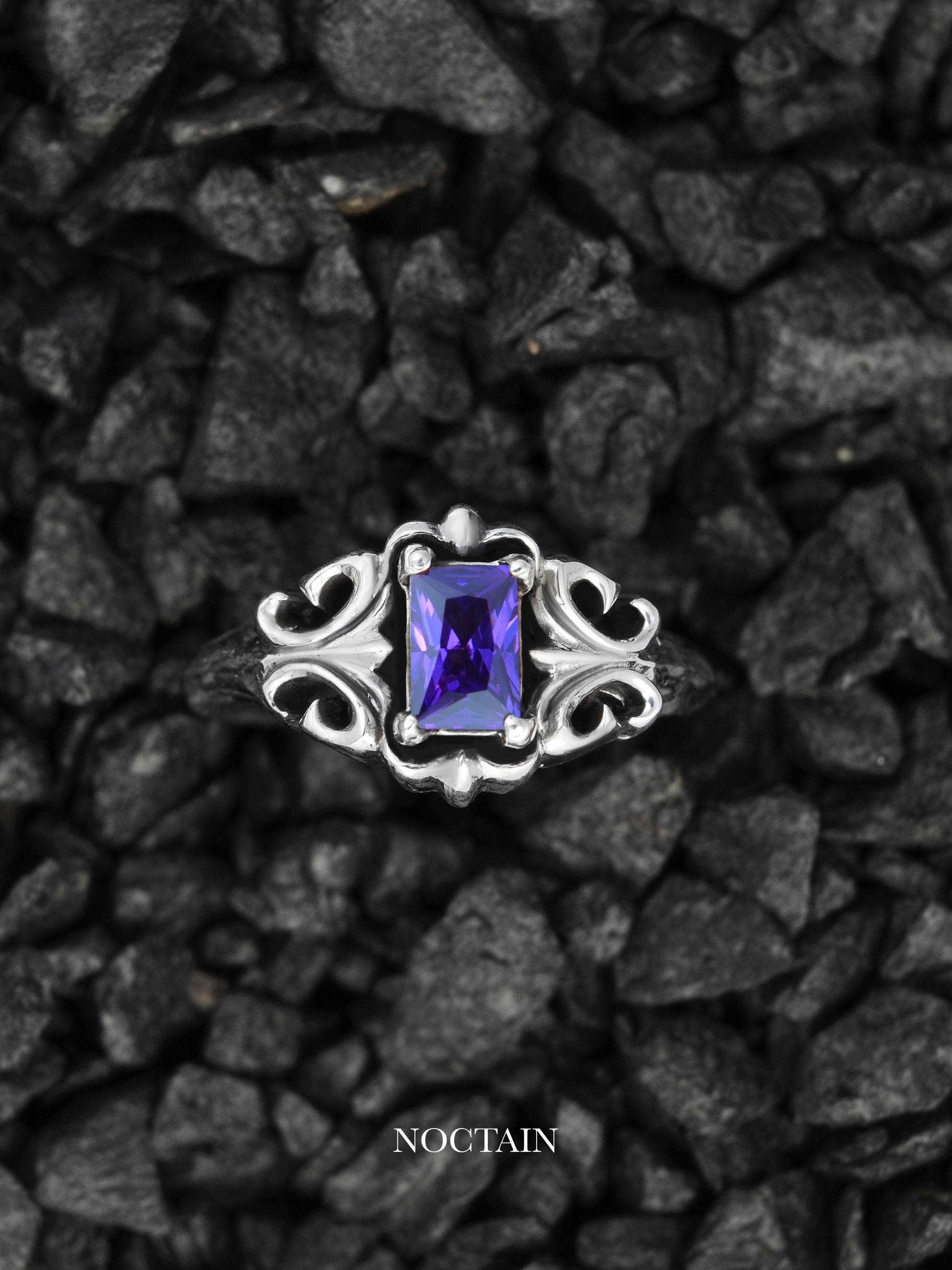 Royal Cut Morrigan Ring - violett