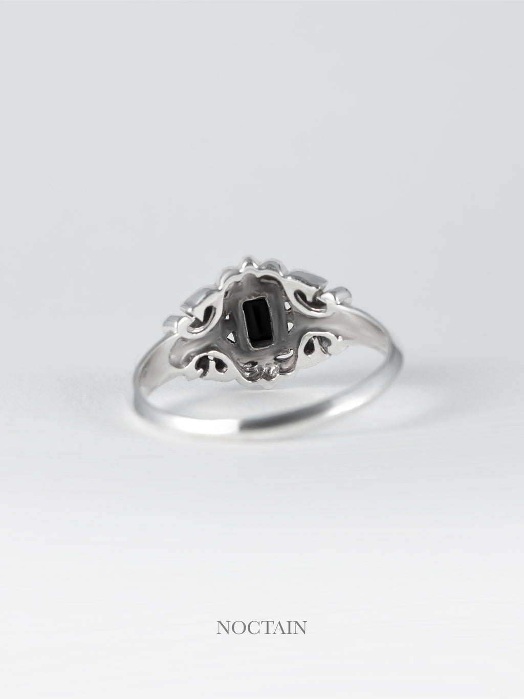 Royal Cut Morrigan Ring - schwarz