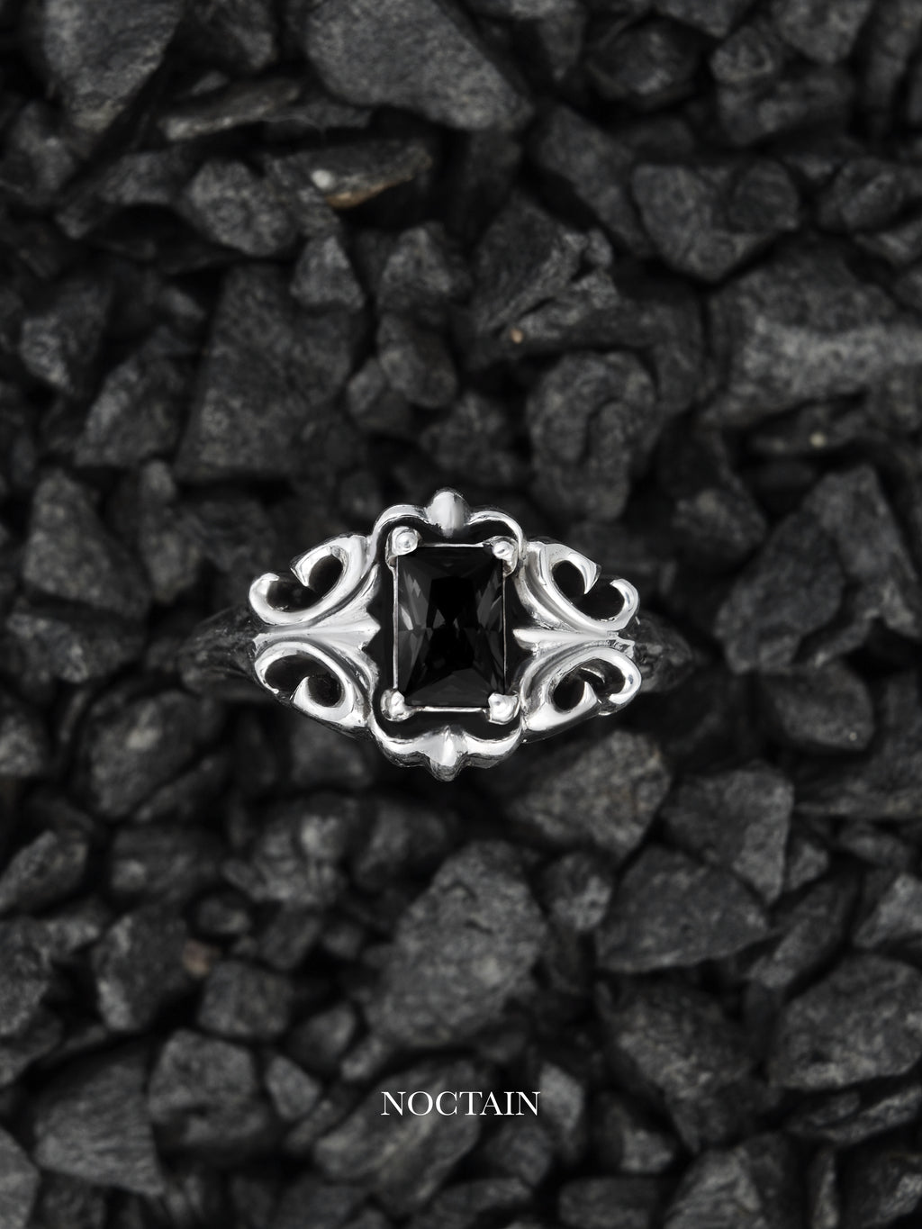 Royal Cut Morrigan Ring - schwarz