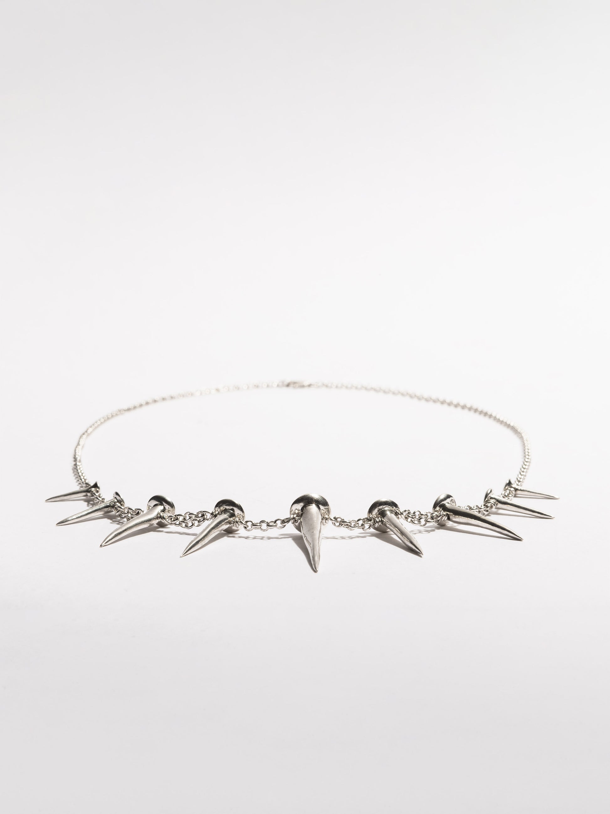 Noctain x SEBAMAKES Nagel Halskette aus hochwertigem 925 Sterling Silber, handgefertigt in Italien 3