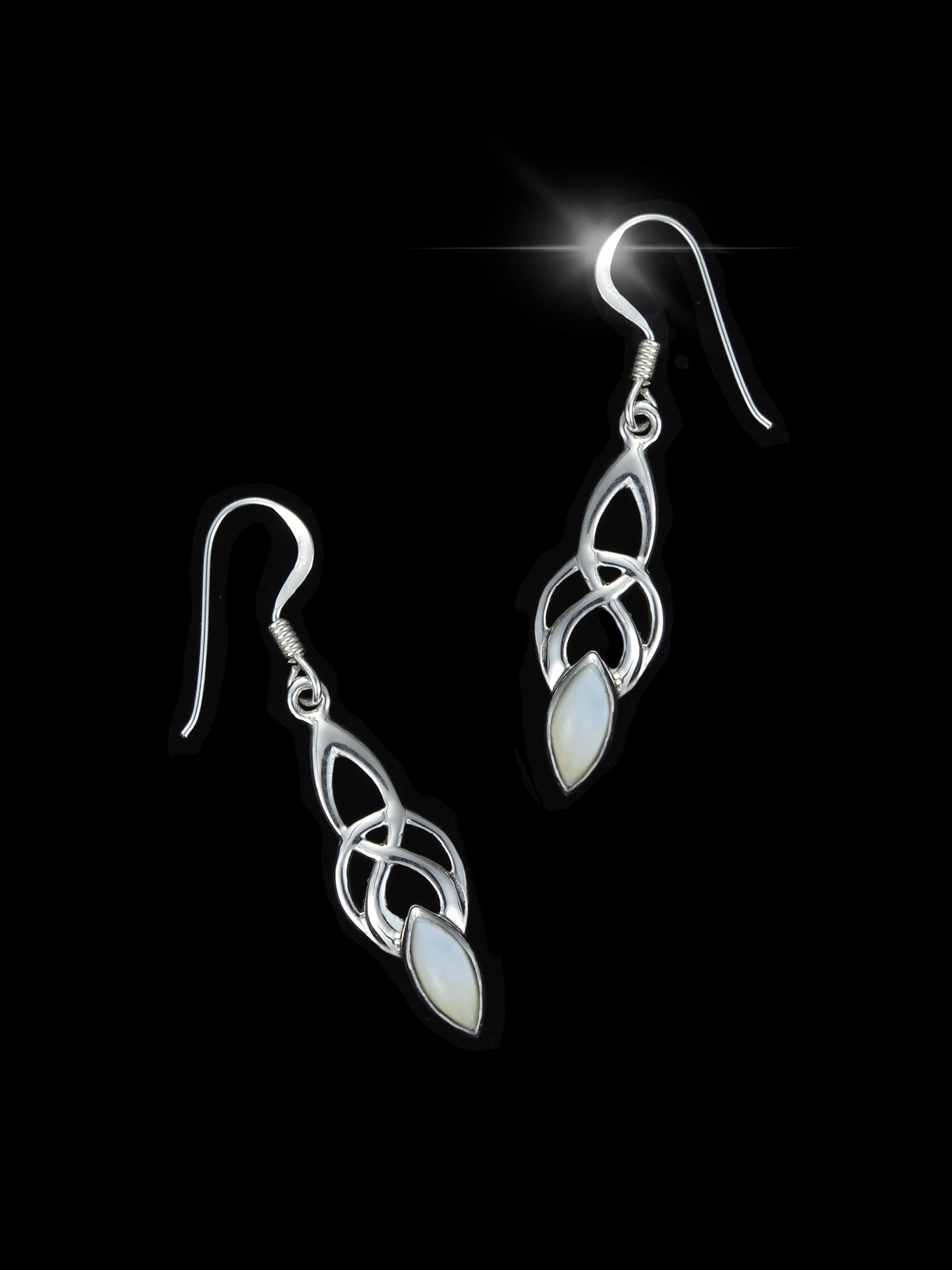 Silwen - Ohrhänger mit Perlmutt