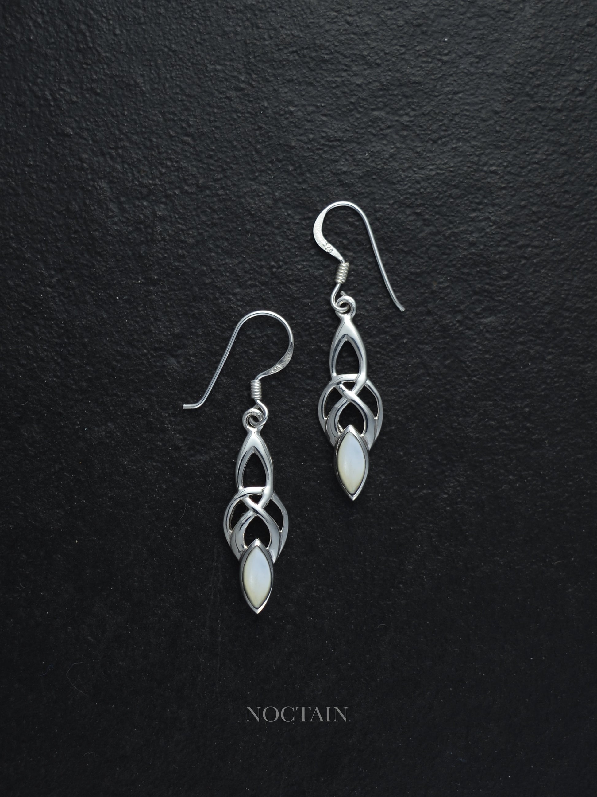 Silwen - Ohrhänger mit Perlmutt