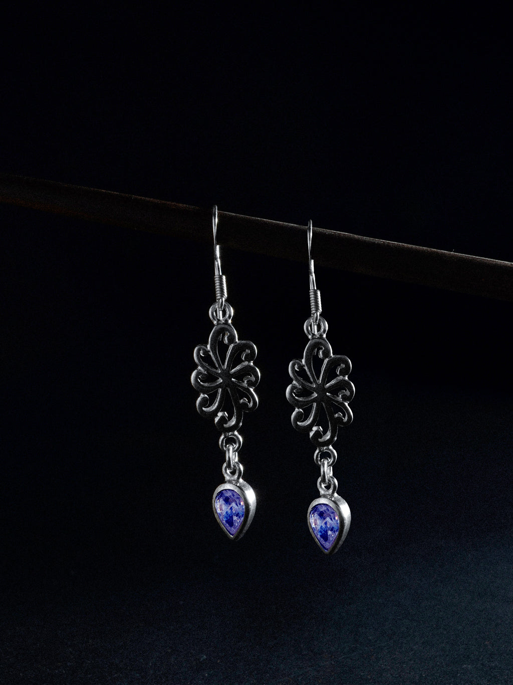 Ohrhänger „Ametra“ violett