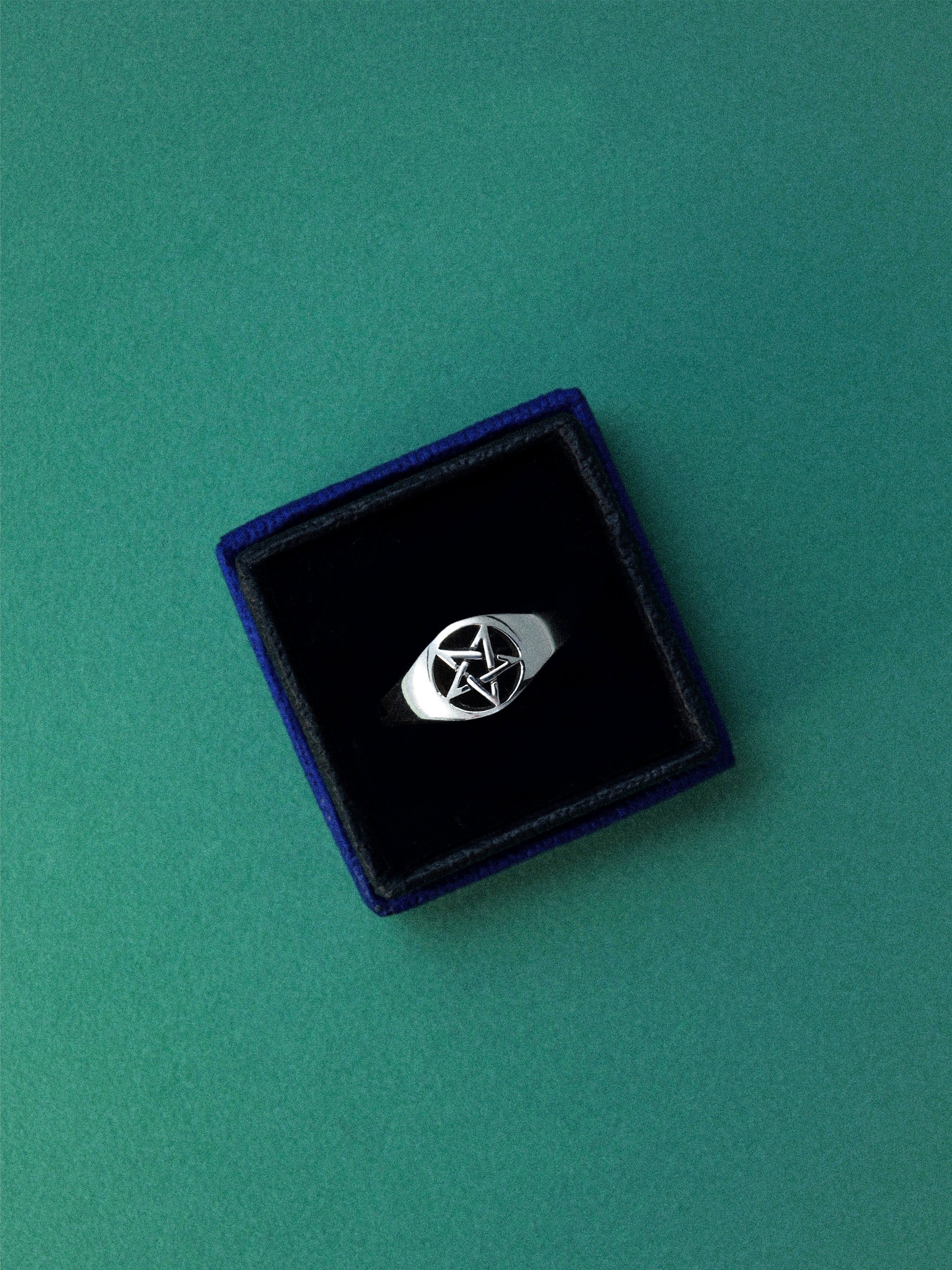 Ring Pentagramm „Velcrys“