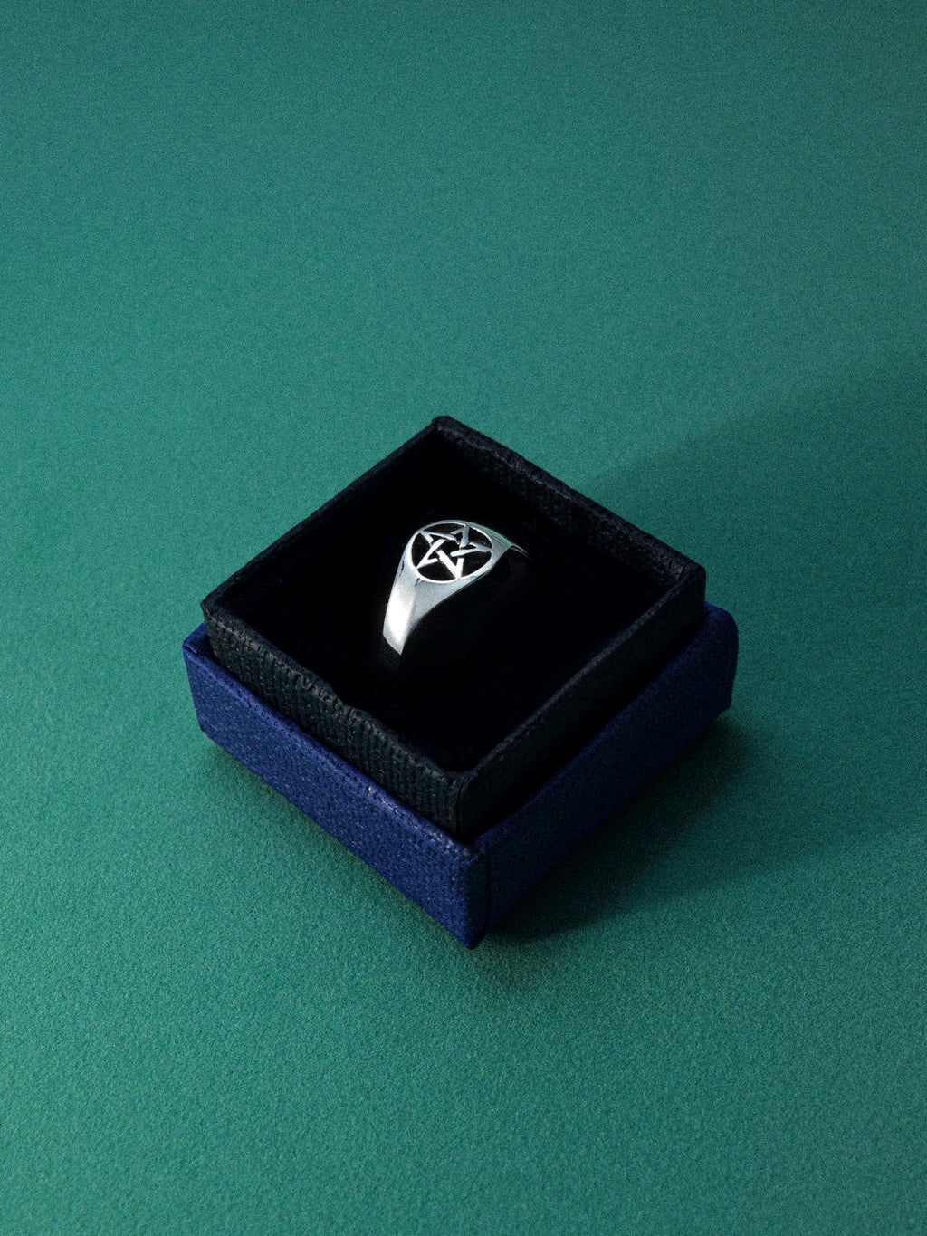 Ring Pentagramm „Velcrys“