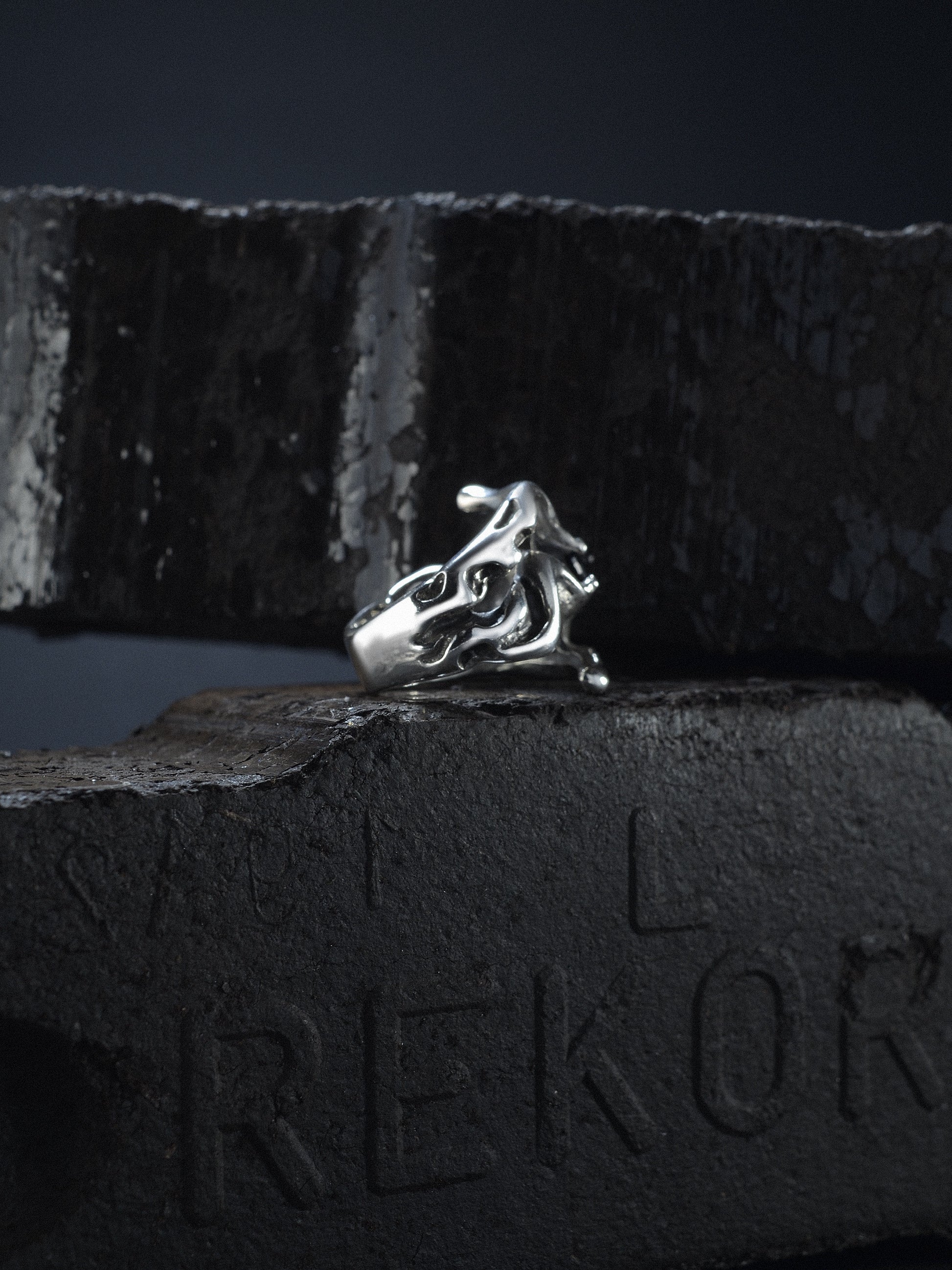 Ring „Emberveil“