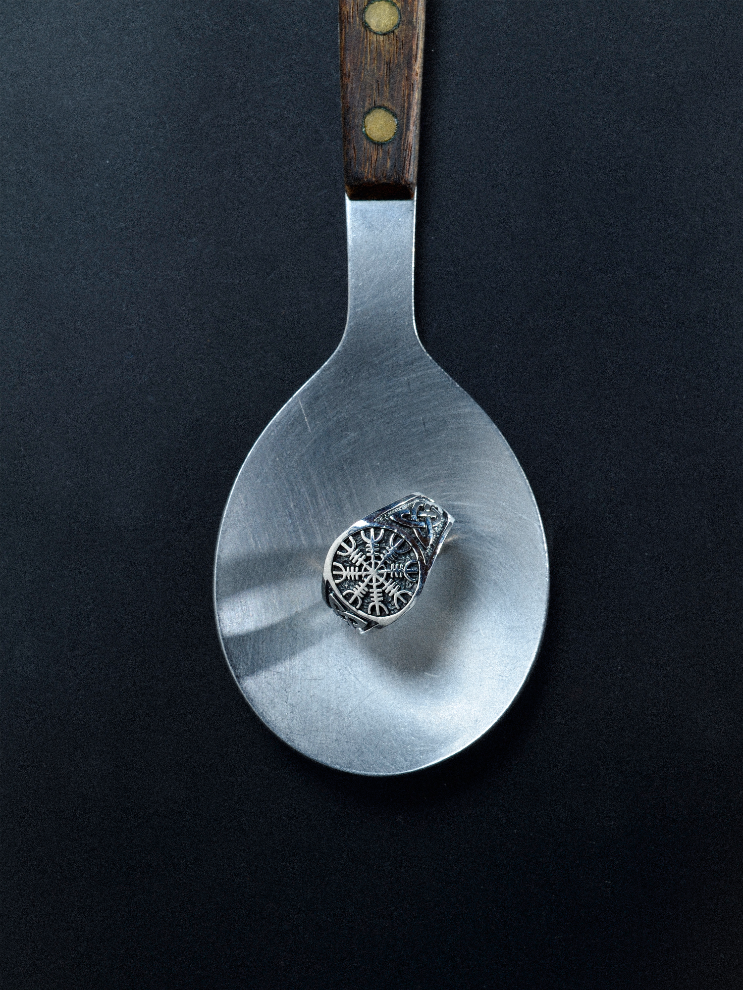 Ring  Helm of Awe „Draugrskjald“