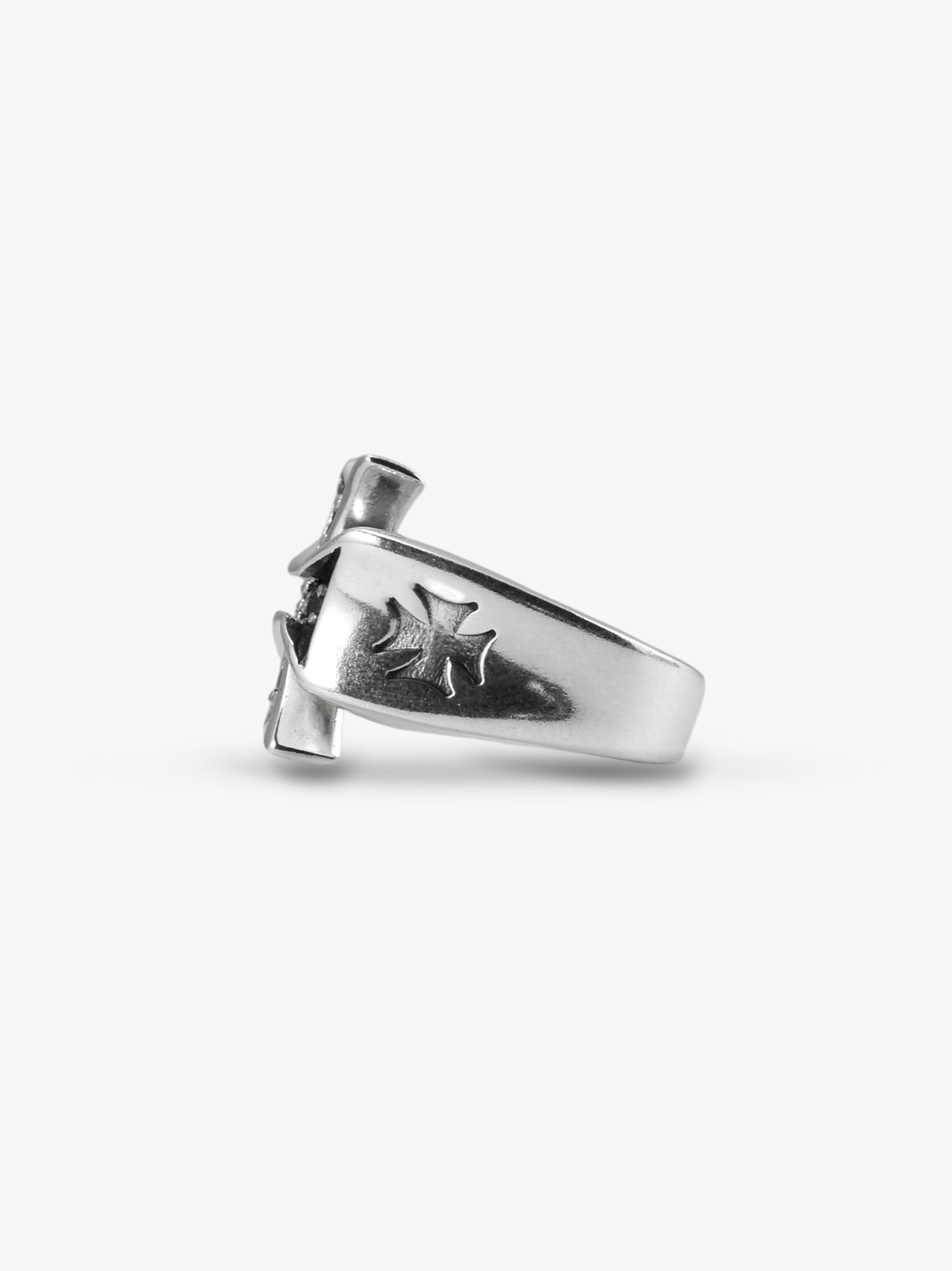 Ring Kreuz „Lyvari“