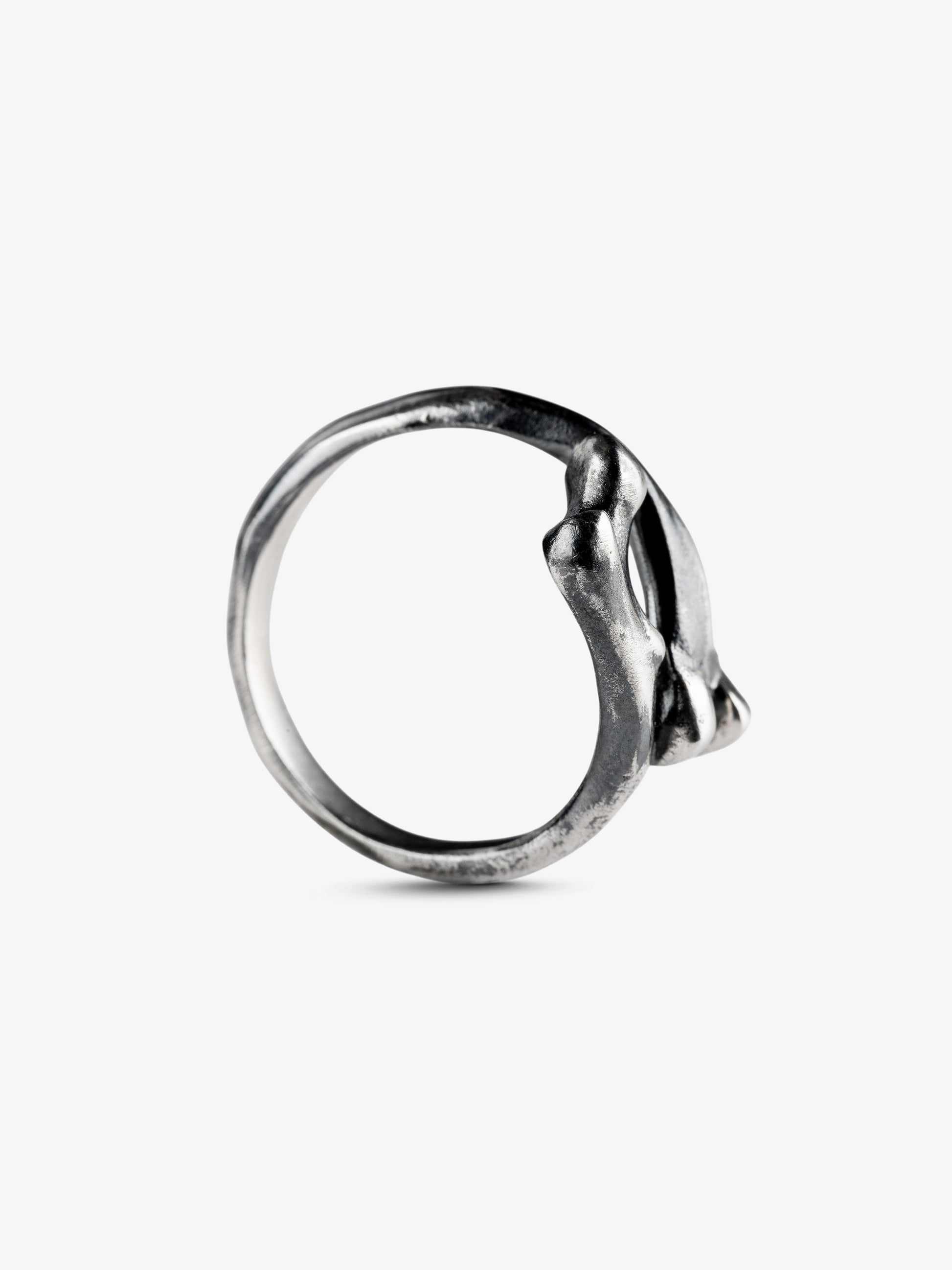 Bone Ring - Sebamakes