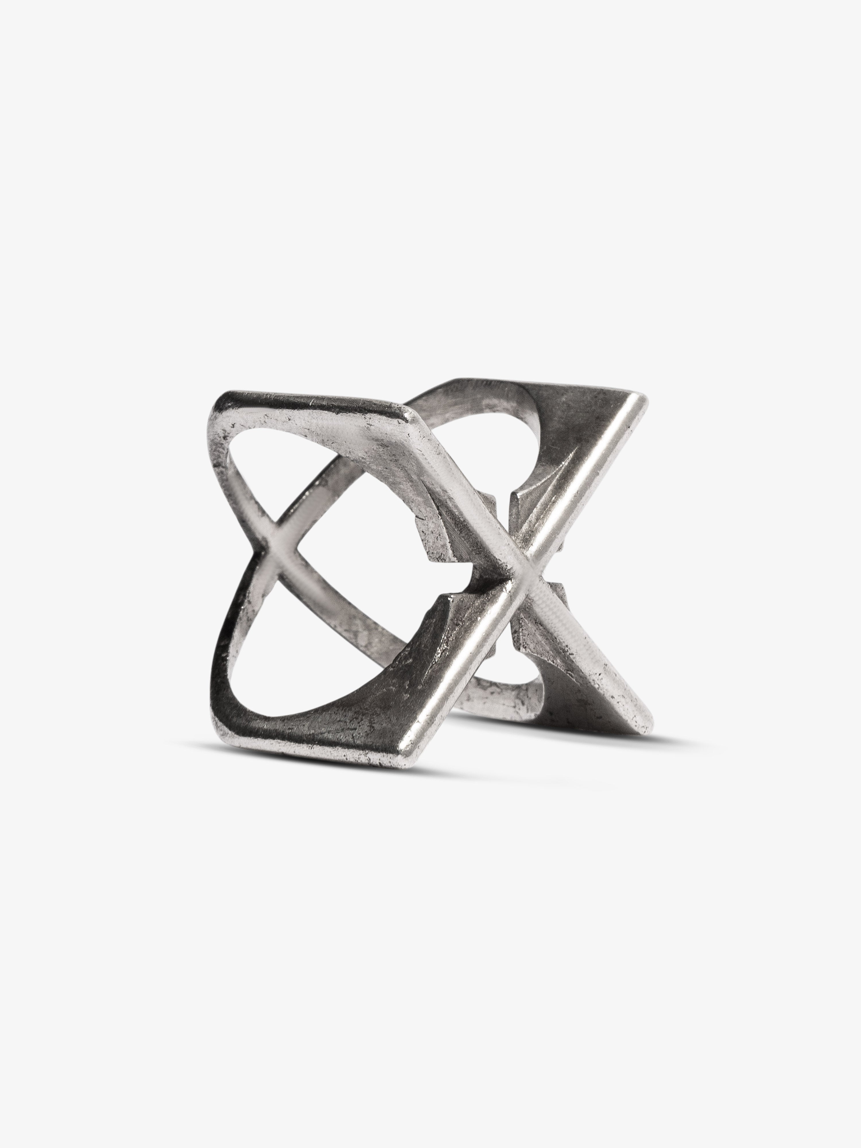 X Ring - Atelier Design