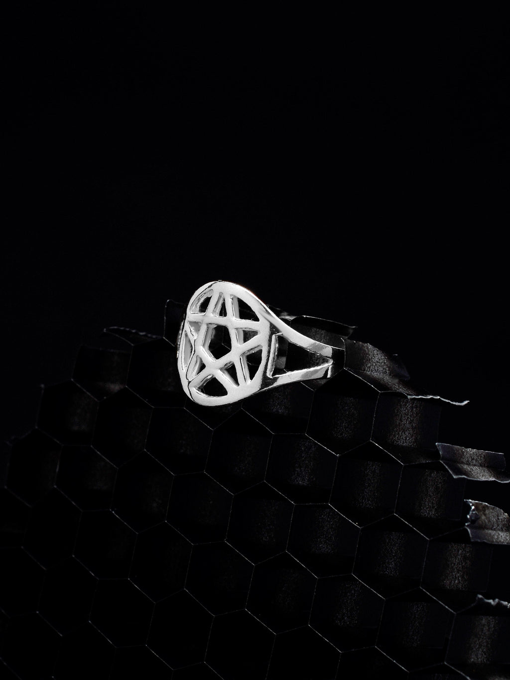Ring Pentagramm „Tenebris Star“