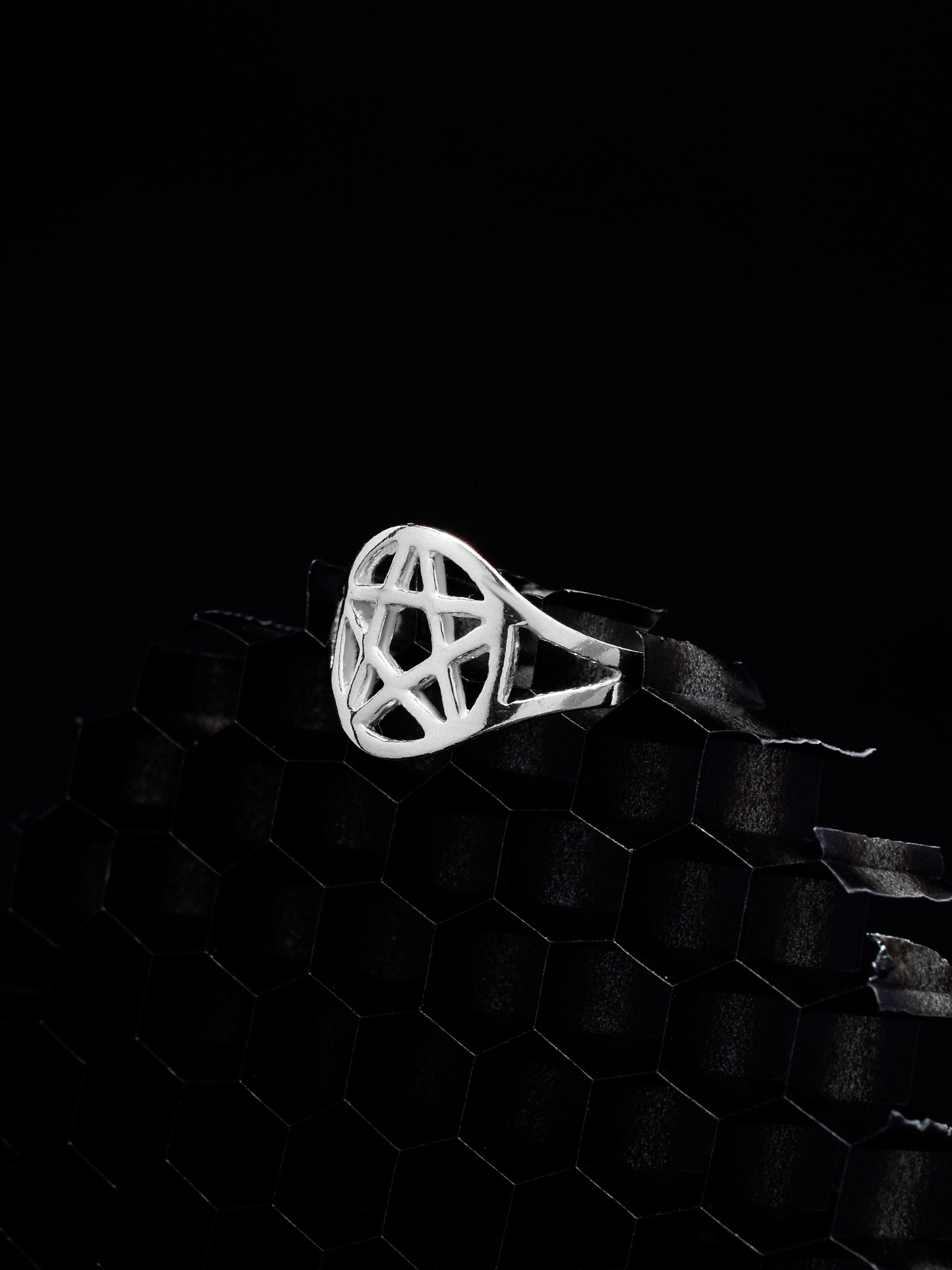 Ring Pentagramm „Tenebris Star“