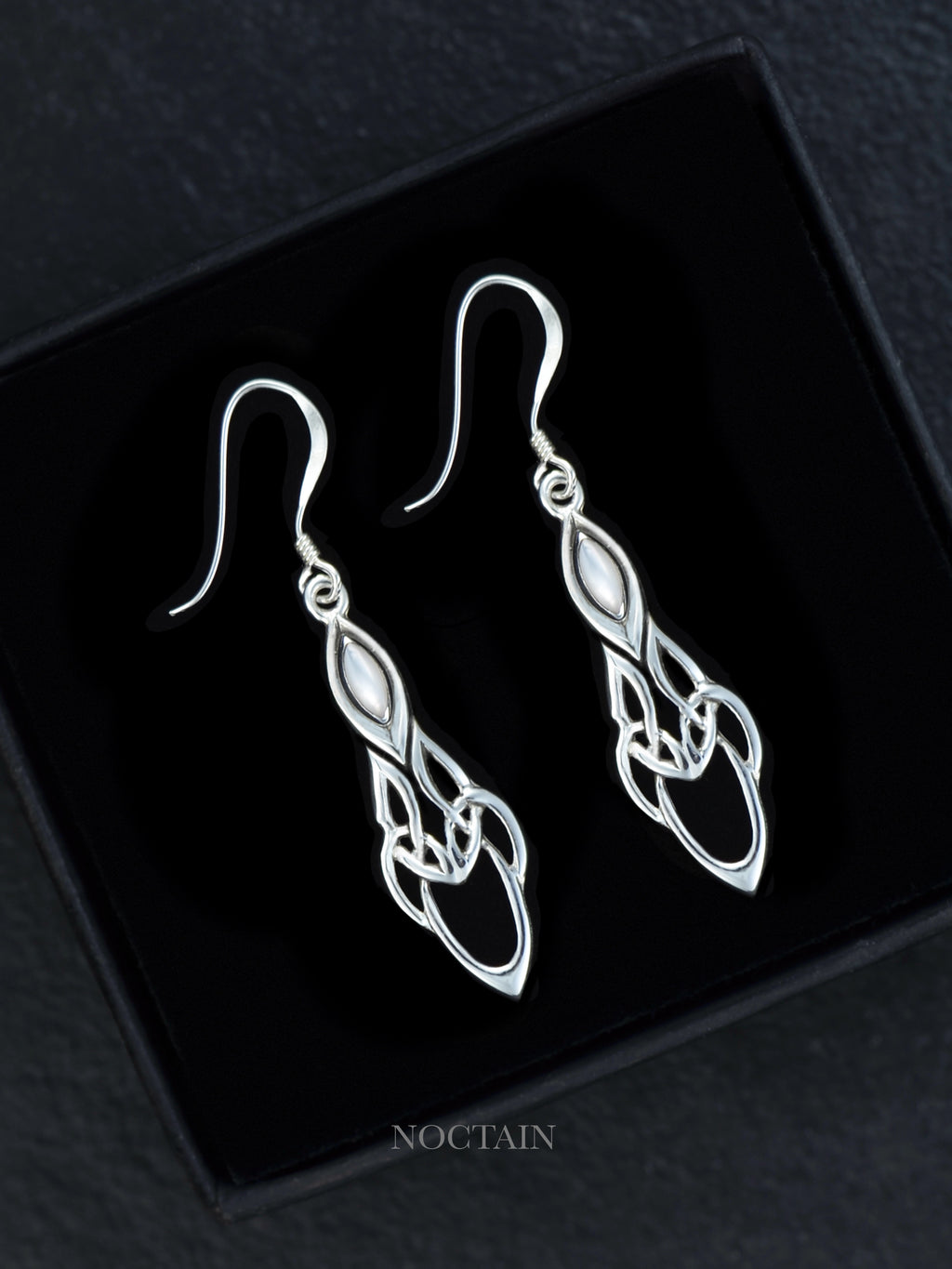 Alarien – Ohrhänger mit Perlmutt