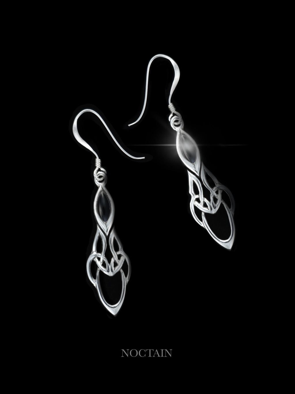 Alarien - Ohrhänger mit Onyx