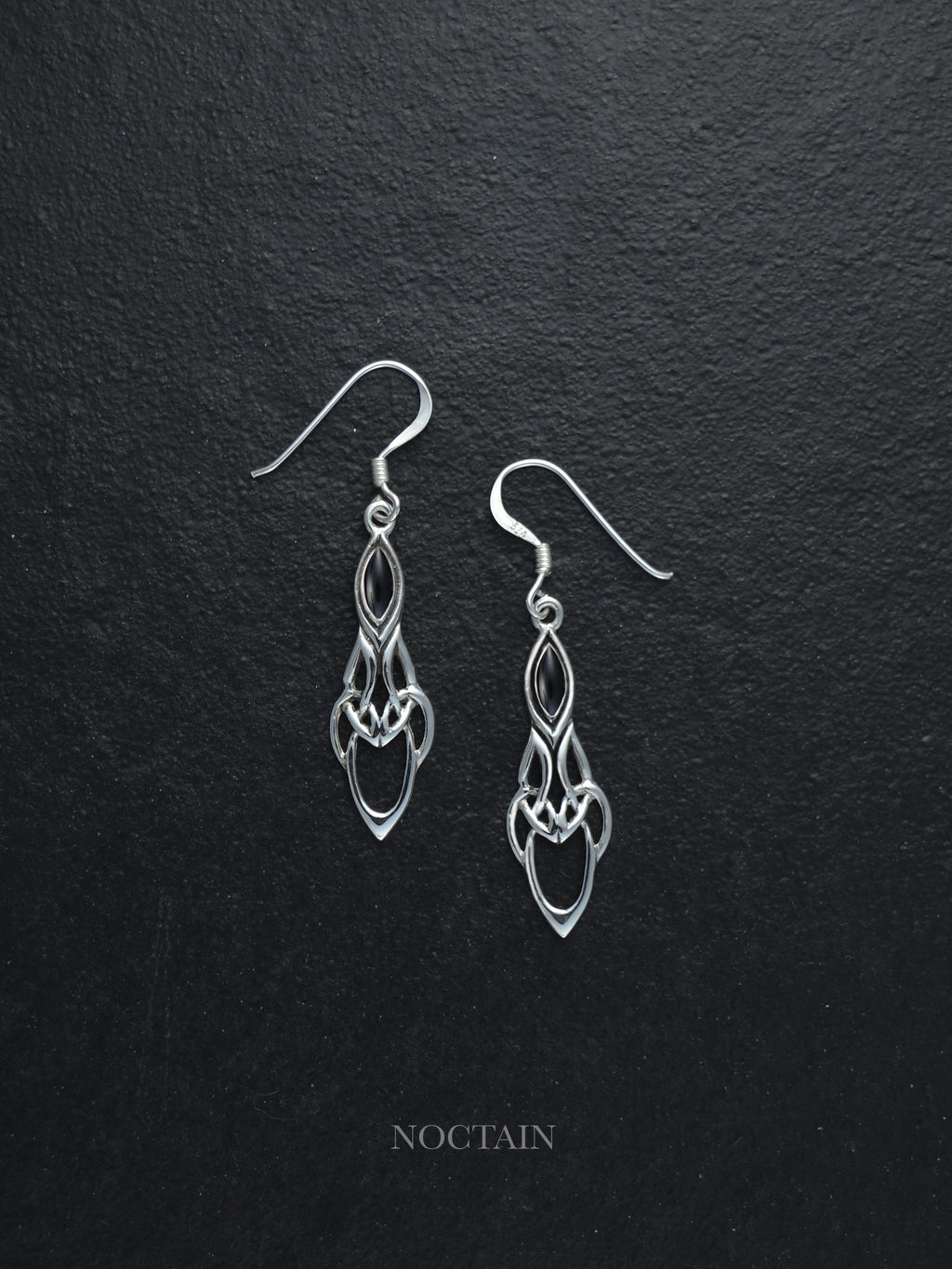 Alarien - Ohrhänger mit Onyx